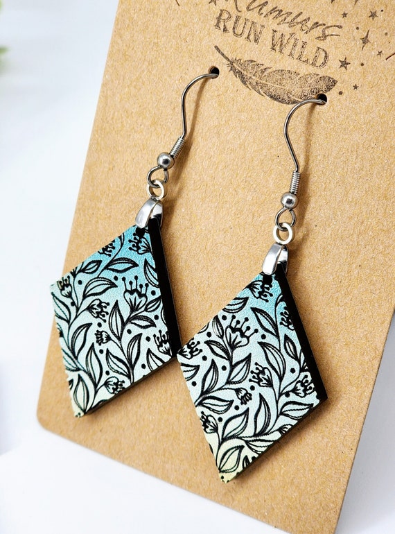 Vine Earring, Dangle Boho Earring for Women, Spring Earring, Unique Gift for Her, Easter Gift for Wife, Earrings Nature Themed, Blue Earring