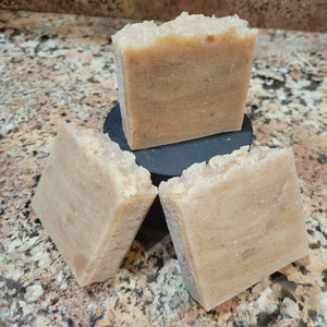 Black Rice Body & Shampoo Bar Soap 4oz