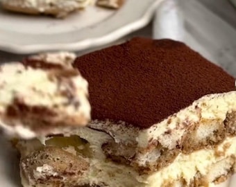 Artisan Tiramisu Creamy Layer Dessert – Classic, Ube, Pistachio &  Macha | 7” or  8.5” Square Tin