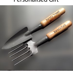 Personalised Engraved Home Gardening Tools Set Gift Retirement Fork Shovel Spade Custom Present Thank you Wooden Steel