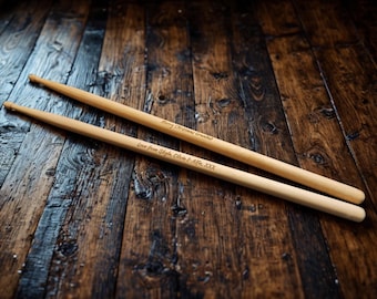 UK Personalised 5A Maple Wood Drumsticks Pair – Engraved Musician Gift