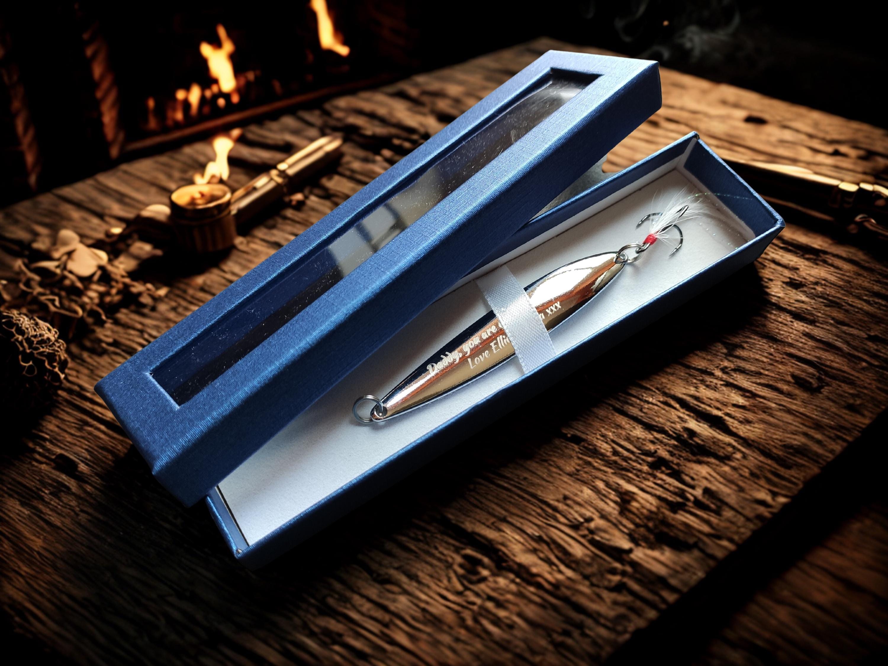 Personalized Fishing Custom Engraved Lure - Favorite catch - Hooked on you - Any text Gift Present - Best Catch of My Life - oFishially