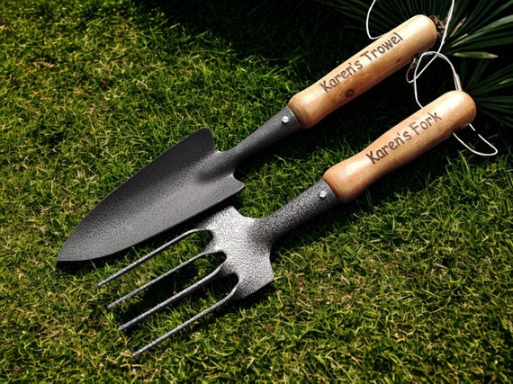 UK Personalised Heavy Duty Garden Tool Set - Carbon Steel Fork and Shovel - Wooden Handle
