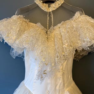 White lace Wedding or Prom dress, Vintage style dress