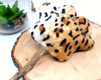 Piruleta de pata de leopardo en matatabi