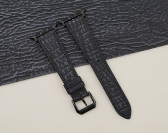 Pulseira artesanal em couro preto de tubarão para Apple Watch, disponível nos tamanhos 38 mm, 40 mm, 41 mm, 42 mm, 44 mm e 45 mm, para todas as séries.
