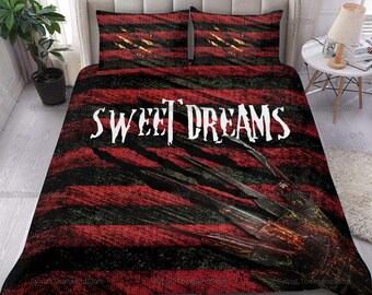 Warm 82 x 86 Cotton Alternative Filling Fantasy Staring Quilted Throw Blanket- Halloween Style Horror Thunderstorm Night Ferocious Werewolf Patchwork Bed Cover Quilt for Couch Sofa| Lightweight Warm 82 x 86 Cotton Alternative Filling Fantasy Staring Quilted Throw Blanket- Halloween Style Horror Thunderstorm Night Ferocious Werewolf Patchwork Bed Cover Quilt for Couch Sofa| Lightweight