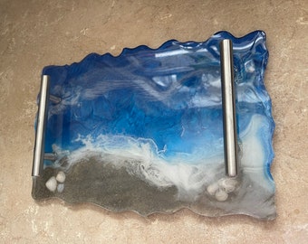 Ocean tray with sand