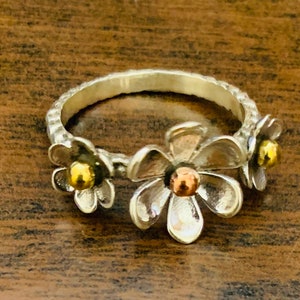 Silver triple floral ring with hammered Silver Band -Silver Ring- Floral Silver Ring- designers Silver ring- Handmade Silver Ring