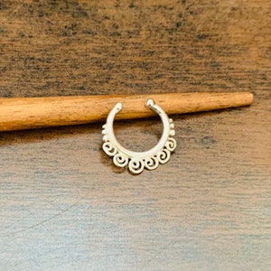 Silver Septum Ring- Fake Septum Ring- Fake Septum Piercing- Septum Jewellery- Tribal Septum Ring- Septum Cuff- Ethnic Silver Septum Ring