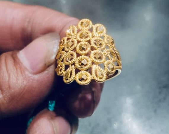 Senco Gold & Diamonds Manipuri Art Gold Umbrella Ring : Amazon.in: Jewellery