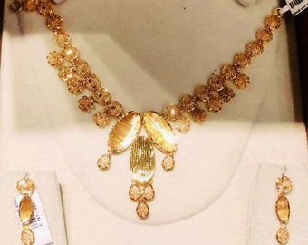 22k Gold Necklace Jewellery Set with the handmade Solid 22k Gold Earrings that is perfect for a wedding gift or for any special occasion