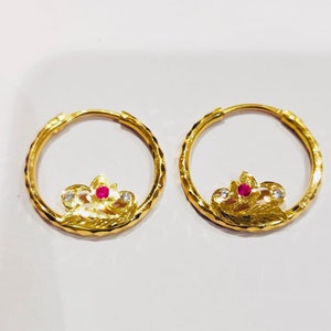 22k Gold hoops-Solid Gold Earring-Vintage Gold Earring with a lotus floral inside-  Gold Hoops-Indian Gold Hoops, Rajasthani Gold Hoop