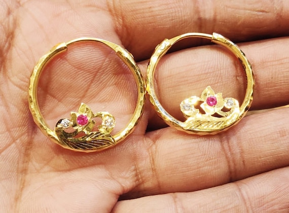 Discover 62+ indian gold earrings designs hoops latest