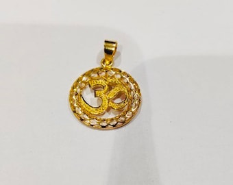 Gold pendant deals om design price