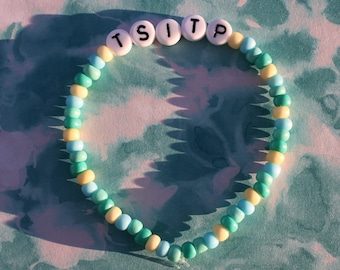 Il braccialetto "L'estate in cui sono diventata carina"