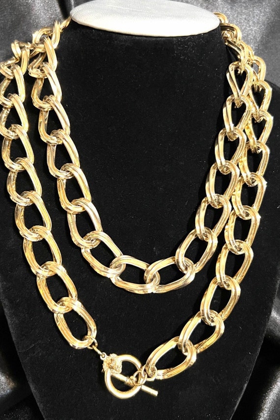 Anne Klein Gold Lion Necklace vintage necklace
