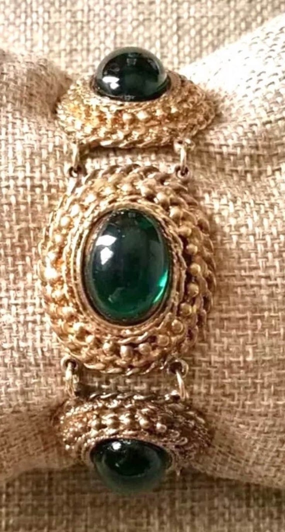 Vintage Green cabochon oval link bracelet