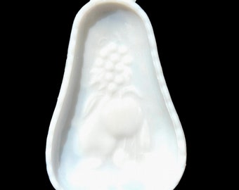 1950s Hazel Atlas Milk Glass Dish vintage milk glass milk glass milk glass dish Home decor