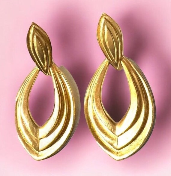 Vintage Trifari earrings Gift gifts - image 3