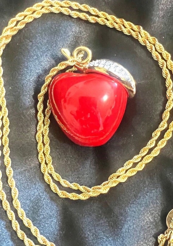 Vintage KJL Apple necklace Gifts Gift