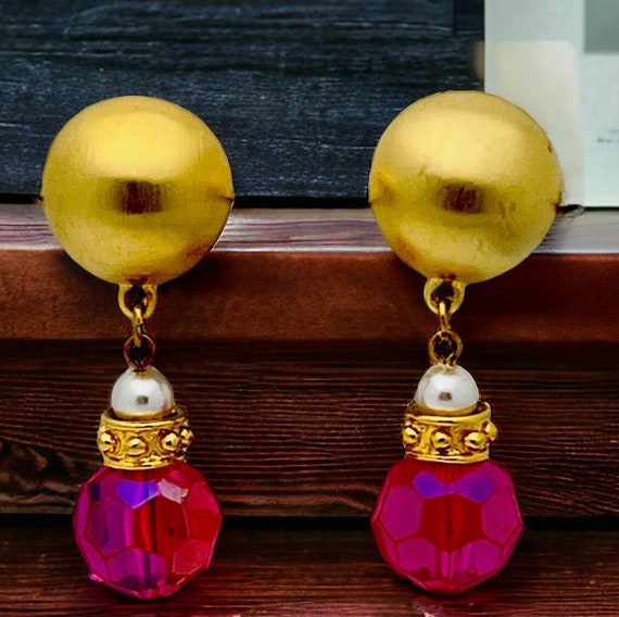 Vintage Gold pink lucite earrings - image 4