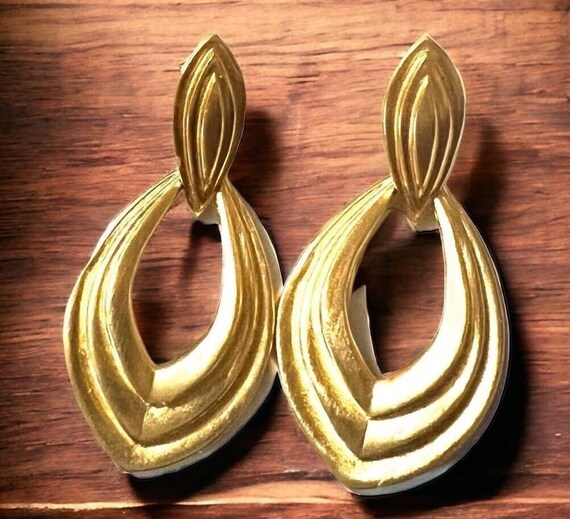 Vintage Trifari earrings Gift gifts - image 1