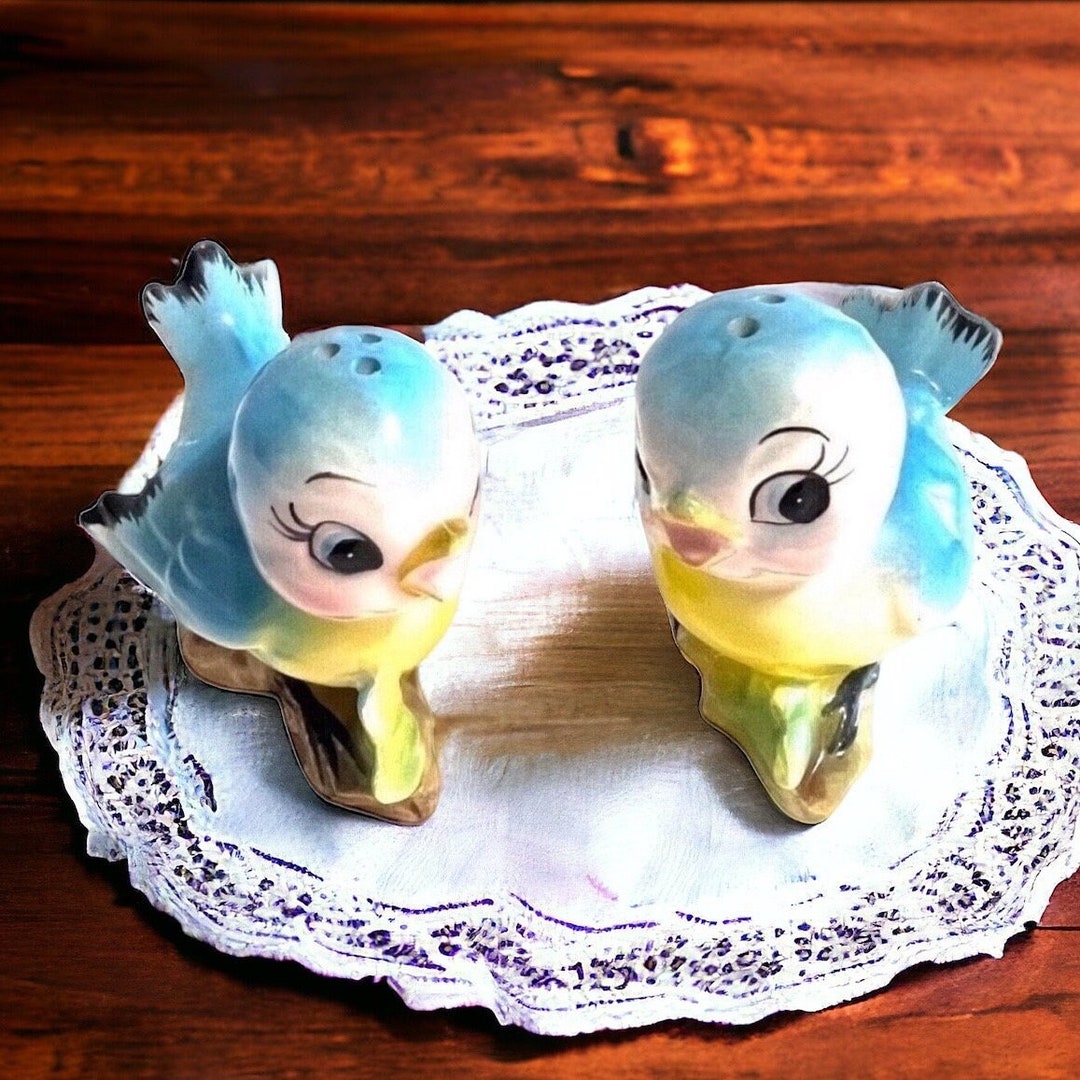 Vintage Norcrest Bluebird Salt and Pepper Shakers 1950s Bird Home Decor