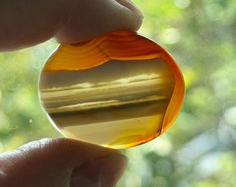 Cabochon ovale en agate rubanée, cornaline à motifs paysagers noirs et blancs, fournitures pour la création de bijoux. Cabochons offerts.