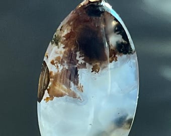 Pendentif en agate mousse sur un collier de 18 pouces !  vintage, d'une très ancienne collection !