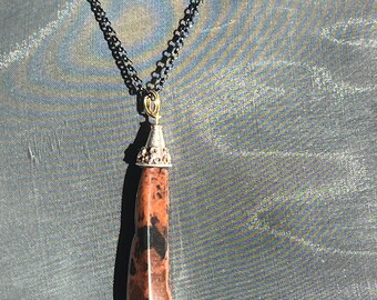 Pendentif éclat d'obsidienne en acajou sur collier noir de 22 pouces !  vintage, d'une très ancienne collection !