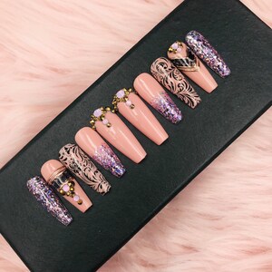 Press on Nails | Luxury Nails | Fake Nails | Glue On Nails | Coffin Nails | Acrylic Nails | Long Fake Nails - B211