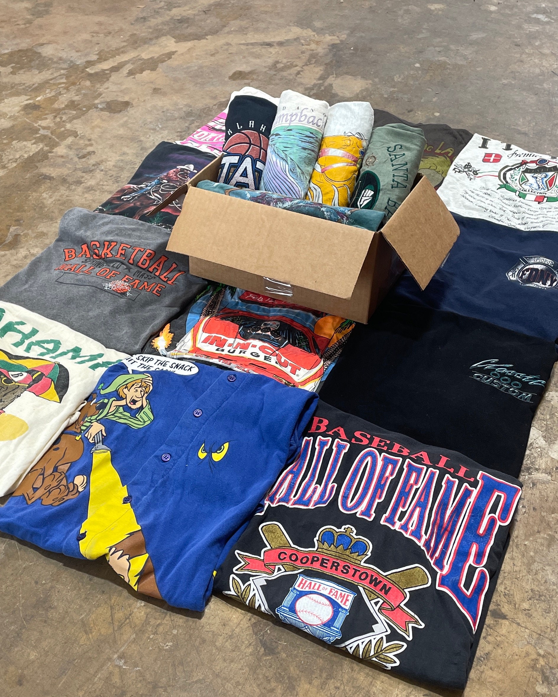 3 Vintage 80s/90s Graphic Tees Graphic T-shirt Mystery 3 3 Vintage 80s/90s Graphic Tees Graphic T-shirt Mystery 3