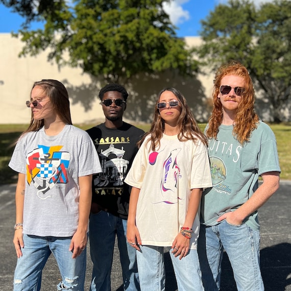 3 Vintage 80s/90s Graphic Tees Graphic T-shirt Mystery 3 3 Vintage 80s/90s Graphic Tees Graphic T-shirt Mystery 3