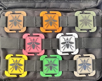 MOLLE Clips Retro inspirierte Fan Art Logos - 3D gedruckt in den USA (PLA+)