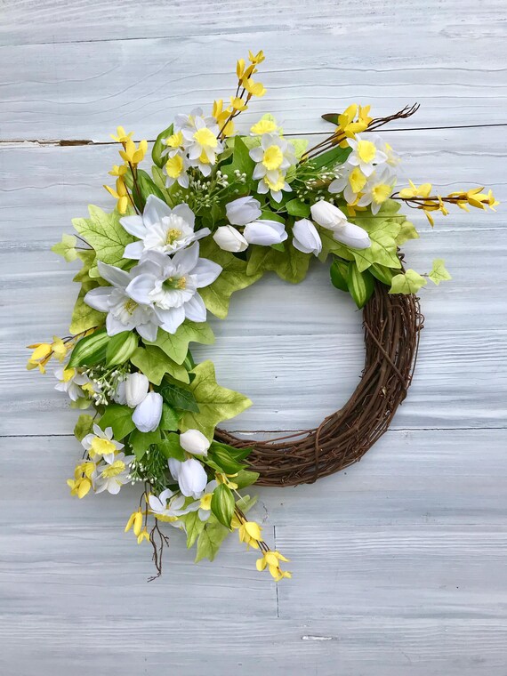 Spring Forsythia and Daffodil Wreath, Tulip and Forsythia Wreath for Front Door, White and Yellow Wreath, Easter Wreath, Spring Wall Decor