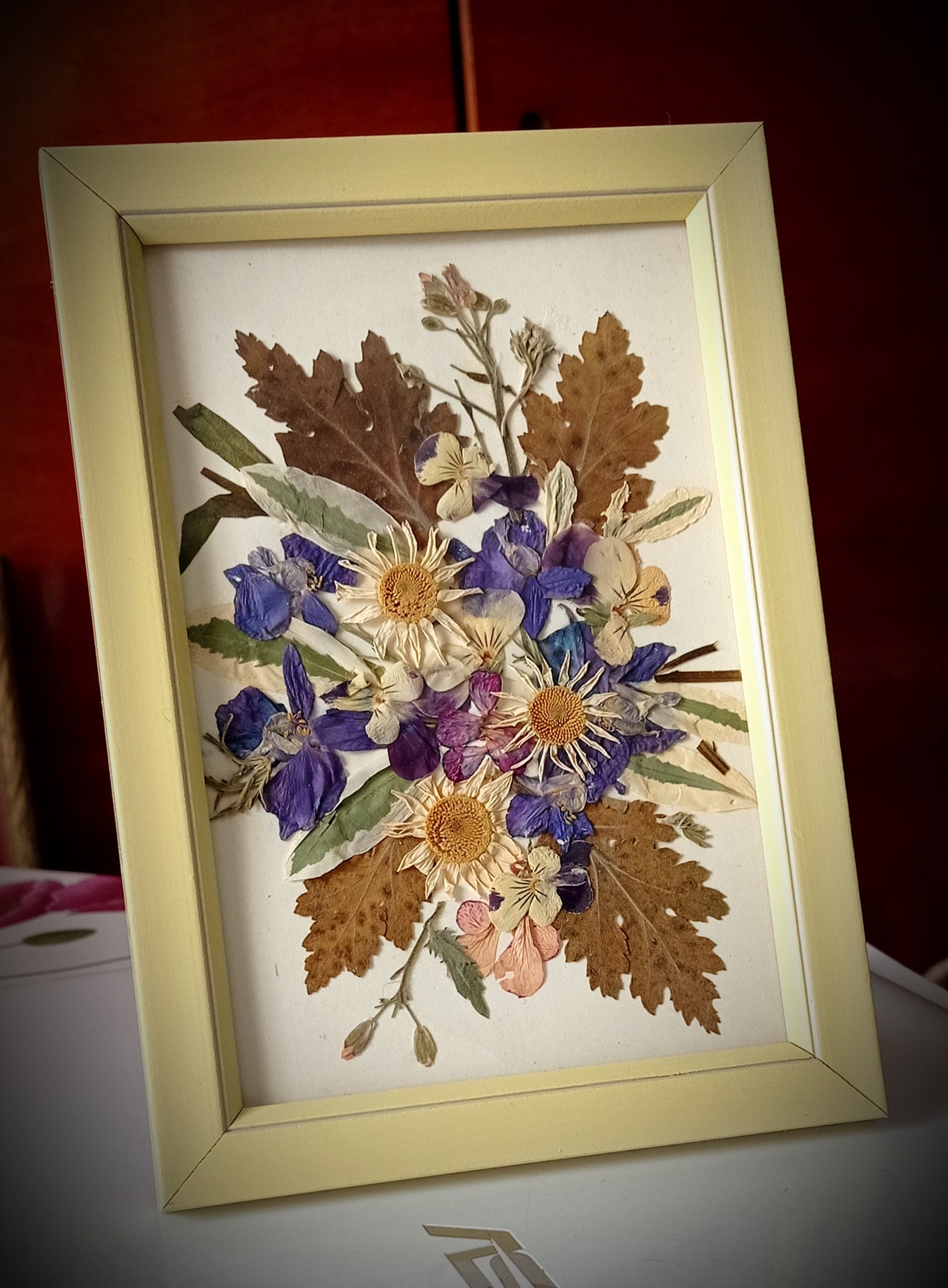 Oshibana art made of real pressed flowers and dried plants, Unique handmade  decor made by me, : r/crafts
