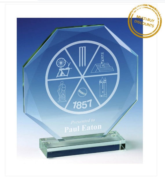 Glaspokal Pokal JADE-Glastrophäe in 3 Größen inkl Geschenkbox 