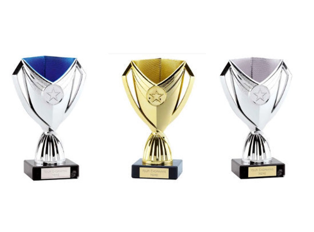 Copa de trofeo dorada, 5 1/2 pulgadas, copas de trofeo de oro brillante,  ideal para recuerdos de trofeos personalizados, grabado gratis