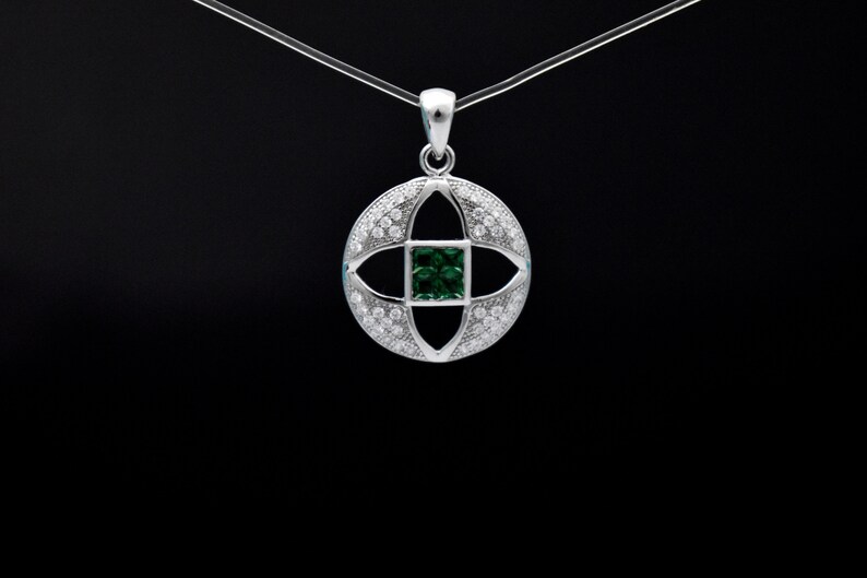 Sterling Silver Polished Synthetic CZ Cut Out Hands Pendant Sterling Silver Polished Synthetic CZ Cut Out Hands Pendant