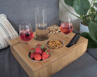 Couch Bar aus Holz - Weinbar, Sofa Tablett, Couch Tablett, Couch-Butler, Weinhalter, Serviertablett, Couchtisch, Hochzeitsgeschenk Organizer