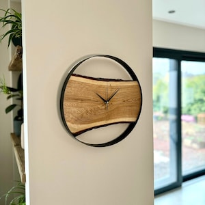 Wooden wall clock 40 cm - wooden disc clock rustic modern design, large wall clock, oak clock wall decoration made of wood, housewarming gift, 3 pairs of hands