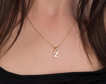 Collar con inicial de oro de 14 quilates, joyería personalizada, colgante con letra pequeña de oro macizo.