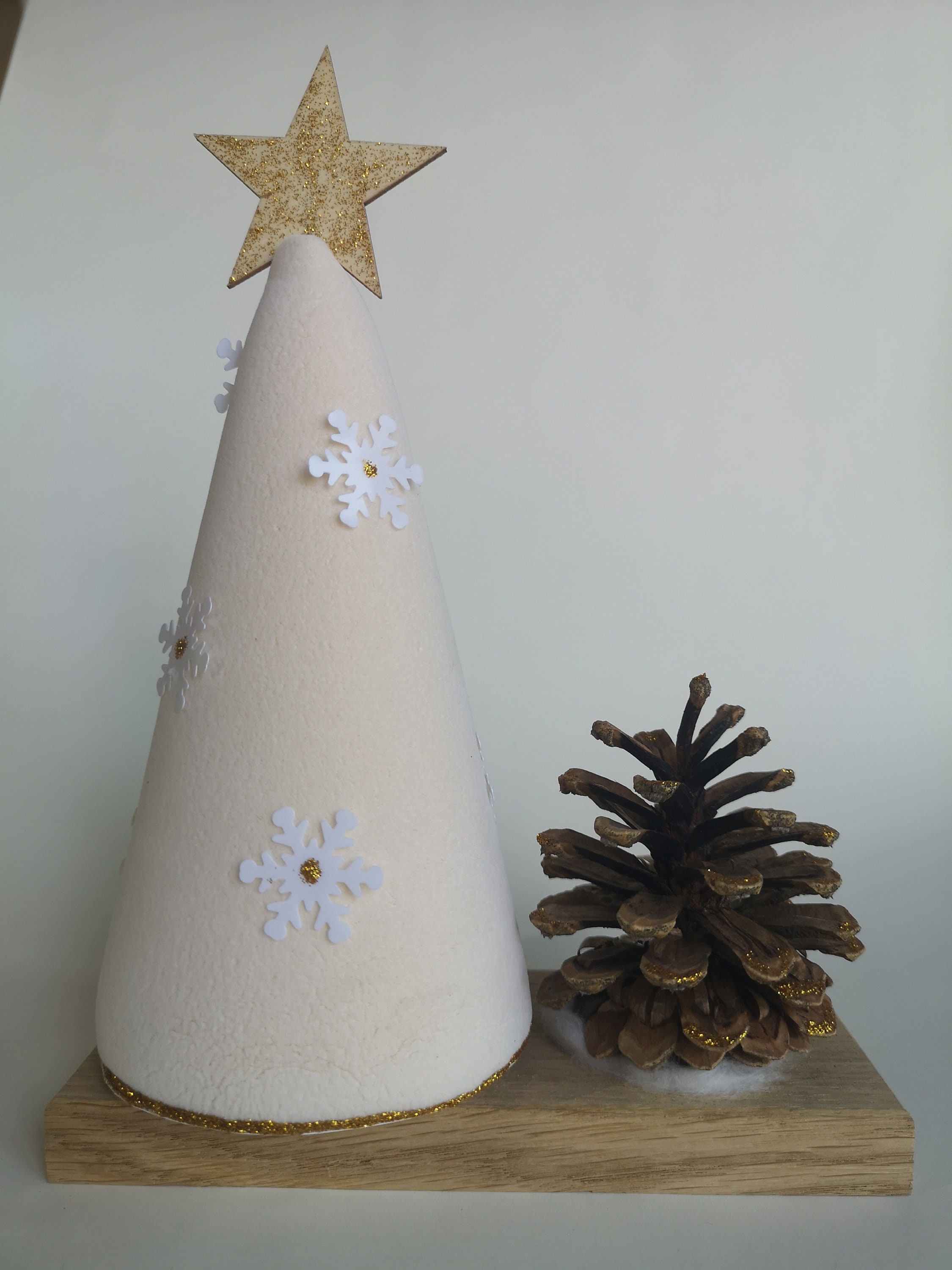 20pcs Styrofoam Cone Shaped Foam for DIY Craft Christmas Tree