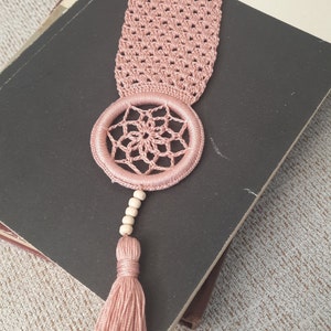 Handgemachtes rosa Lesezeichen, gehäkeltes Traumfänger Lesezeichen, Buchseitenhalter, Geschenk für Buchliebhaber, Weitere Farben erhältlich