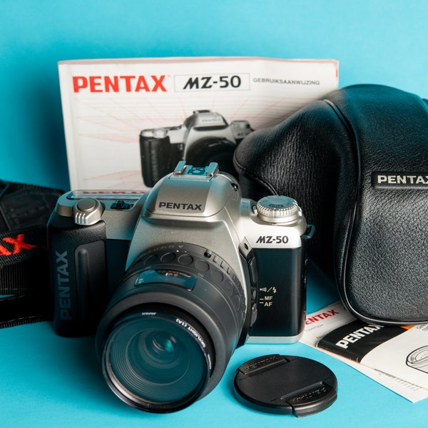 Pentax MZ-50 mit SMC Zoom 35-80mm Zoom-Objektiv - Analoge Vintage SLR Film Autofokus Kamera - Zx-50 Lomografie