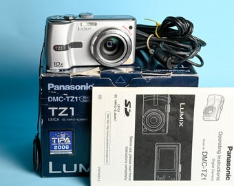 Panasonic Lumix DMC TZ-1 digital camera with CCD sensor and excellent Leica Elmarit Zoom lens / Vintage digicam compact Tz1