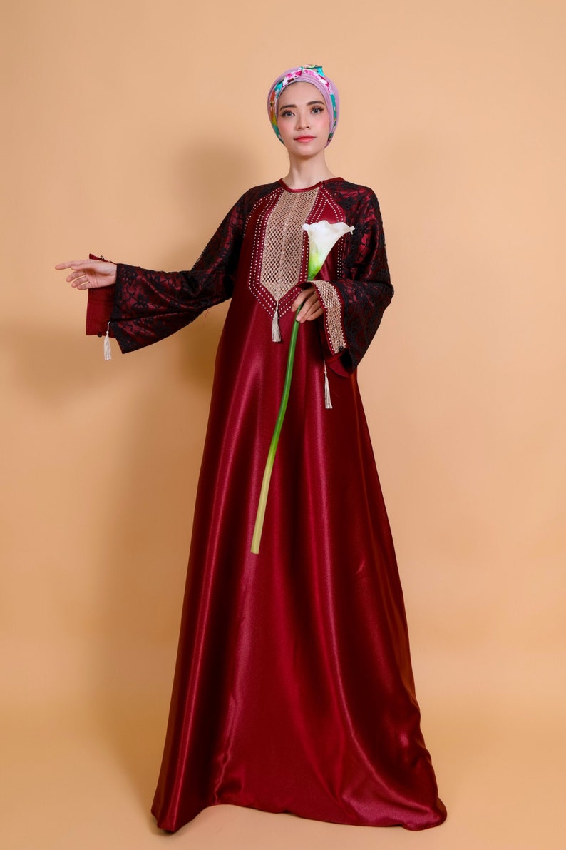 Red abaya, abaya dubai wholesale, abaya islamic clothing, modern abaya, luxury abaya, cheap abaya online usa, abaya collection, abaya robe, image 1
