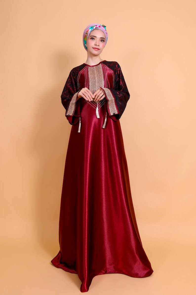 Red abaya, abaya dubai wholesale, abaya islamic clothing, modern abaya, luxury abaya, cheap abaya online usa, abaya collection, abaya robe, image 3