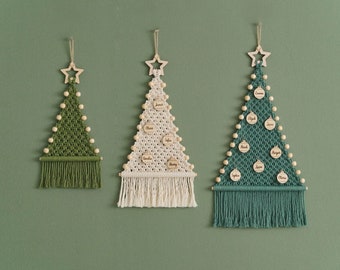 Macrame Christmas Tree with Star Topper, Pine Tree Wall Hanging Christmas Holiday Decoration, Farmhouse Xmas Decor, Macrame Xmas Tree X63